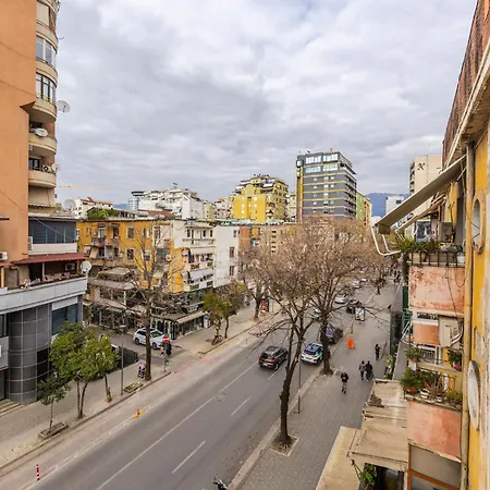 Apartment Leo's View By Pikhost