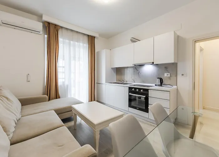 Leo's View By Pikhost *