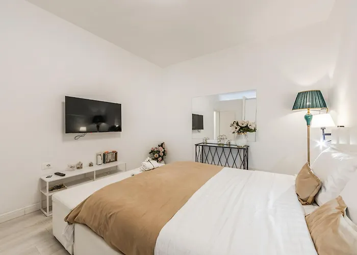 Apartment Leo's View By Pikhost