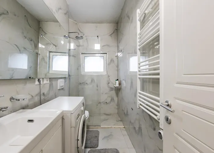 Leo's View By Pikhost شقة *