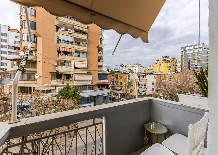 Leo's View By Pikhost